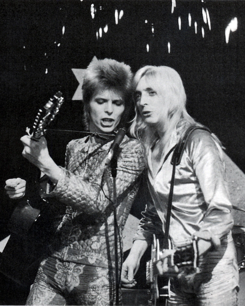 Video Bbcs Ziggy Stardust Documentary The Strut 5997